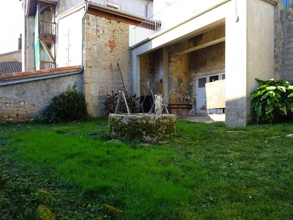 Landes 40250 MUGRON, immeuble 172 m²