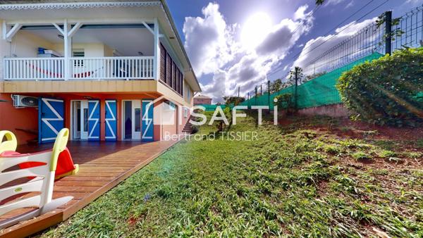 Maison deux chambres, duplex, excellent état