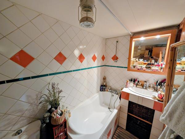 Maison à BORDEAUX, 33300 - 7 pièces 155m²