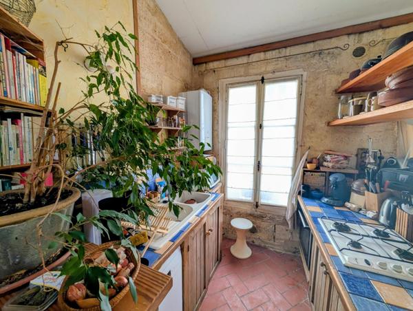 Maison à BORDEAUX, 33300 - 7 pièces 155m²