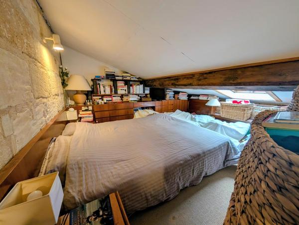 Maison à BORDEAUX, 33300 - 7 pièces 155m²