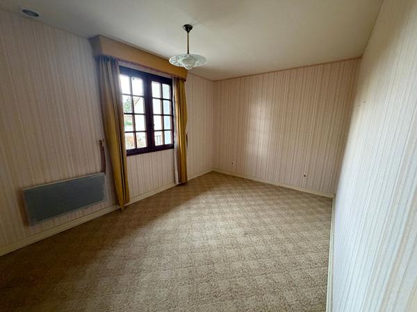 Maison 4 pièces à vendre Naintré - 86530 / Réf: 12030