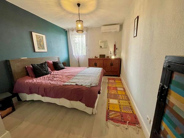 SALON-DE-PROVENCE - Appartement - 3 chambres - Garage - Stationnement extérieur - Jardin - Terrasse - Climatisation