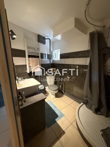 Quartier prisé, pour cette maison de l'an 2000.