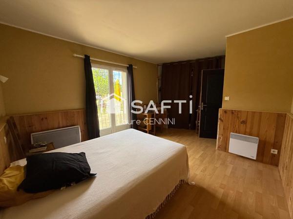 Quartier prisé, pour cette maison de l'an 2000.