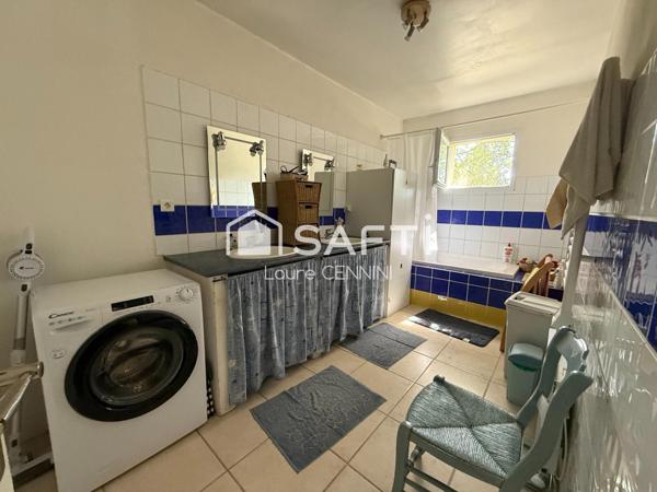 Quartier prisé, pour cette maison de l'an 2000.