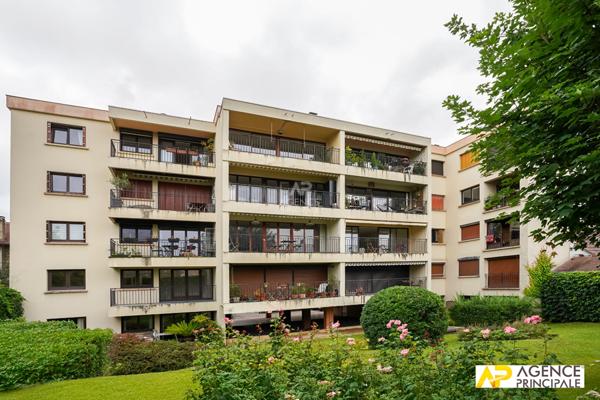 Appartement 3 pièce(s) - ascenseur - vue dégagée - grand balcon €435 000 ** - Référence 4515-cpy-cpy