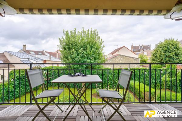 Appartement 3 pièce(s) - ascenseur - vue dégagée - grand balcon €435 000 ** - Référence 4515-cpy-cpy