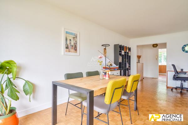 Appartement 3 pièce(s) - ascenseur - vue dégagée - grand balcon €435 000 ** - Référence 4515-cpy-cpy