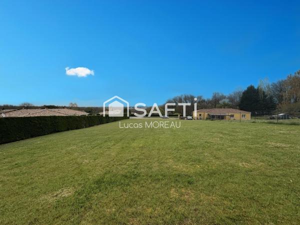 Terrain de 2700 m2  non viabilisé