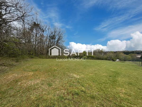 Terrain de 2700 m2  non viabilisé