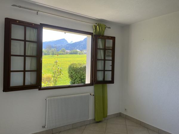 Annecy (74000) SAINT LAURENT (74) CHALET 216 m² - T2 INDEPENDANT - TERRAIN 1200 m² - PISCINE - GARAGE DOUBLE