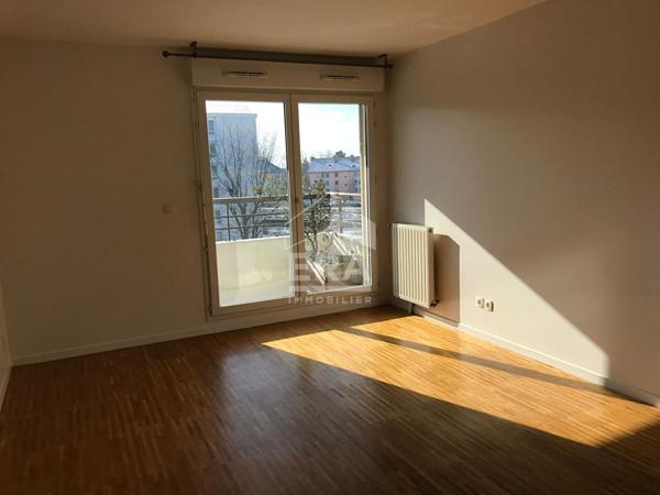 À Louer  - Bel Appartement F2 lumineux à Guyancourt (45 m²)