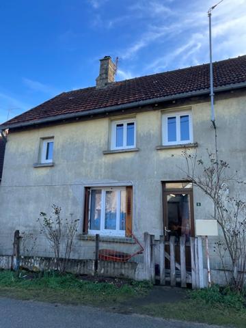 Maison de village 76m2  ANZEME (23) 44000€ à saisir !