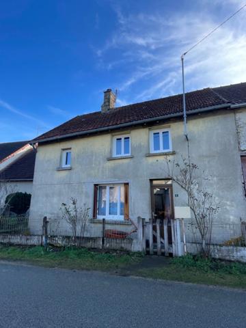 Maison de village 76m2  ANZEME (23) 44000€ à saisir !