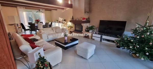 Vente Maison 8 pièces 180 m2 à Sucy-en-Brie