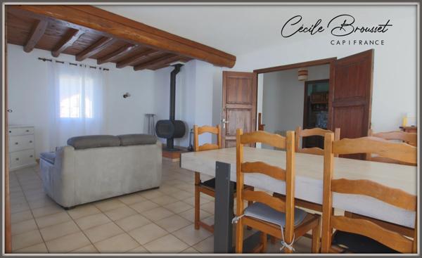 Villa 4 faces à vendre sur 1425 m2 de terrain avec garage et studio indépendant à REYNES (66)