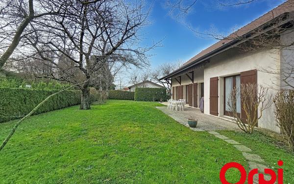 Maison à vendre    6 pièces • 322 m2 Viry