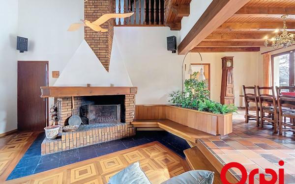 Maison à vendre    6 pièces • 322 m2 Viry