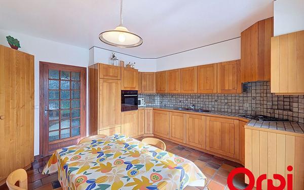 Maison à vendre    6 pièces • 322 m2 Viry