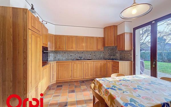 Maison à vendre    6 pièces • 322 m2 Viry