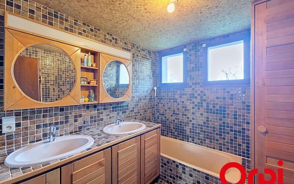 Maison à vendre    6 pièces • 322 m2 Viry