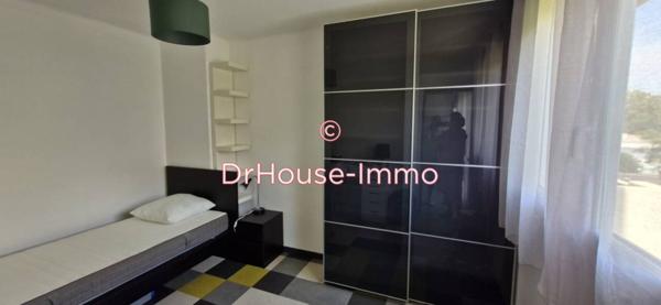 Appartement à louer 4 pièces de 64 m²