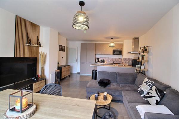 Appartement 3 pièces 64.47 m² centre ville du vieux Massy