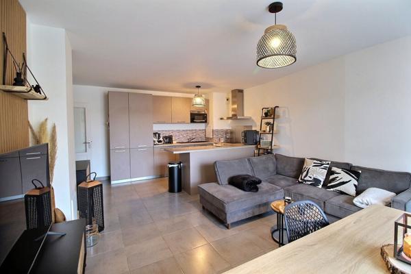 Appartement 3 pièces 64.47 m² centre ville du vieux Massy