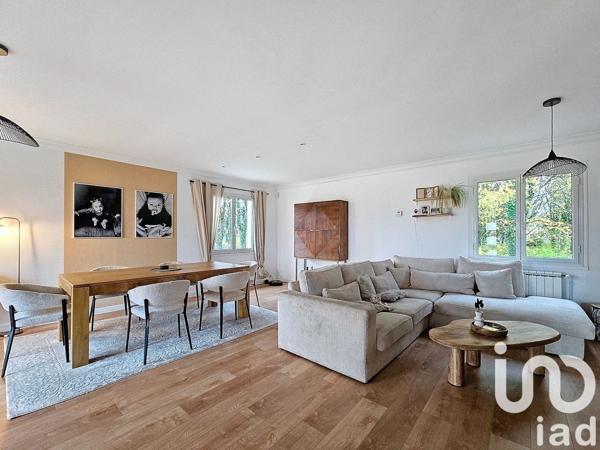 Maison 5 pièces de 151 m² à Bourgbarré (35230)