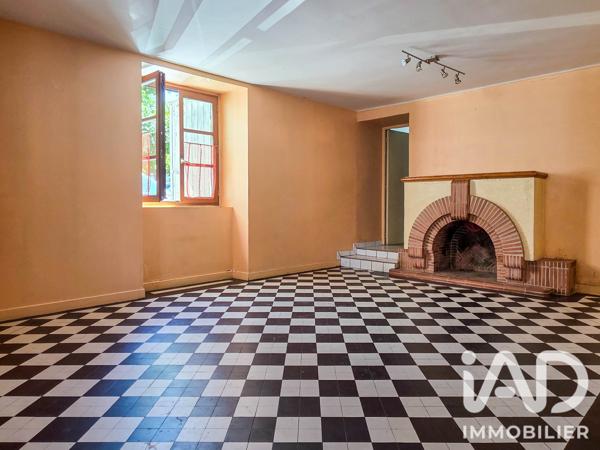 Maison à vendre 8 pièces 210 m² Saint Geniez d'Olt et d'Aubrac