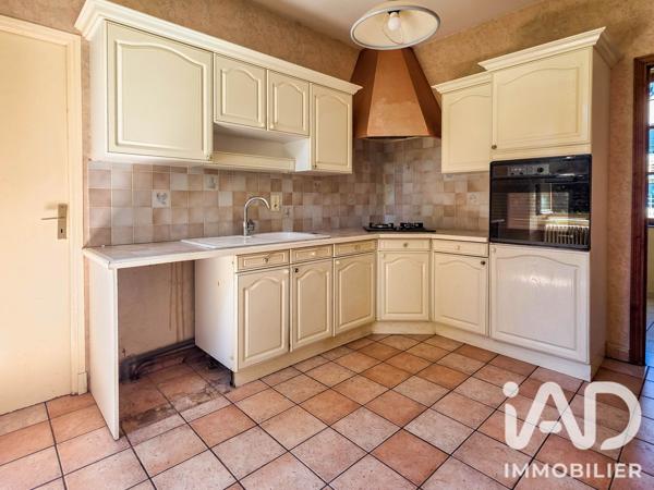 Maison à vendre 8 pièces 210 m² Saint Geniez d'Olt et d'Aubrac
