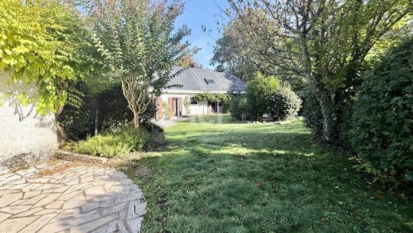 Maison Carquefou - Les Manceaux 6  pièce(s) - 158 m2