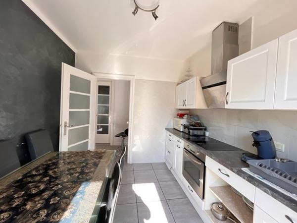 STRASBOURG - Grd 3 pièces 75 m² - 199.500 € FAI