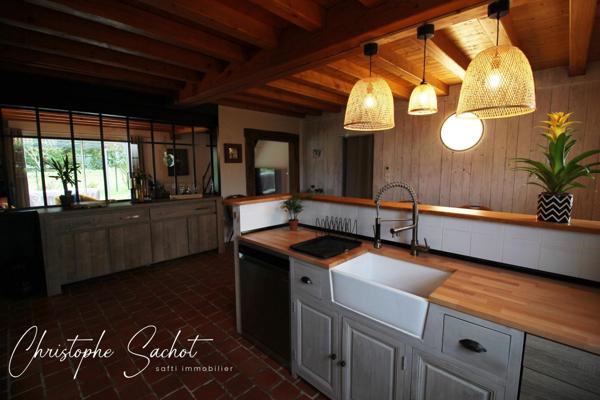 Maison de 143m2 4 chambres et un grand Garage !