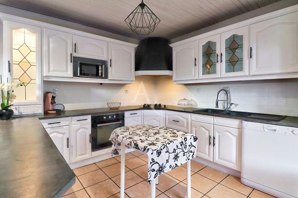 VILLA TYPE 5 ET VILLA TYPE 2 AVEC JARDINS A VINON SUR VERDON