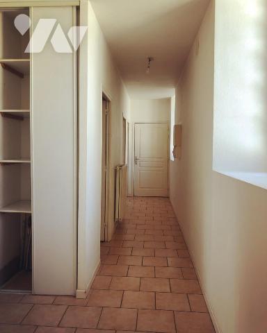 Bel appartement T4, 1er étage, "Le Couvent des Dames de la Congrégation" (102 m2)