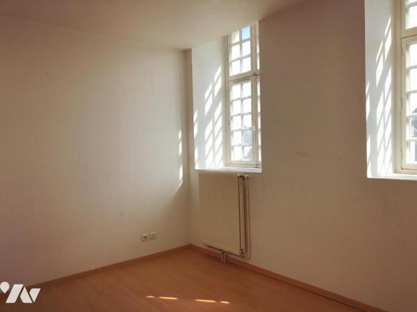 Bel appartement T4, 1er étage, "Le Couvent des Dames de la Congrégation" (102 m2)