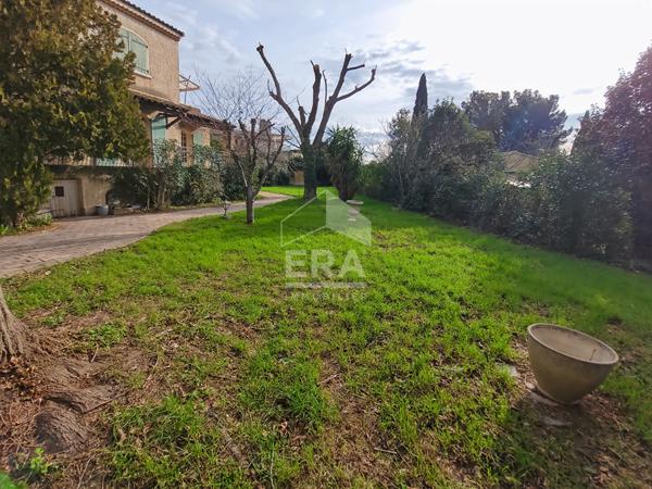 Maison Salon De Provence 6 pièce(s) 160 m2 + 40m2 de garage