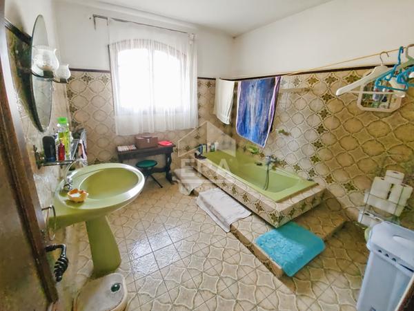 Maison Salon De Provence 6 pièce(s) 160 m2 + 40m2 de garage