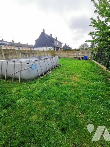 Maison semi-individuelle - proche université, écoles, et transports en commun