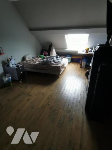 Maison semi-individuelle - proche université, écoles, et transports en commun