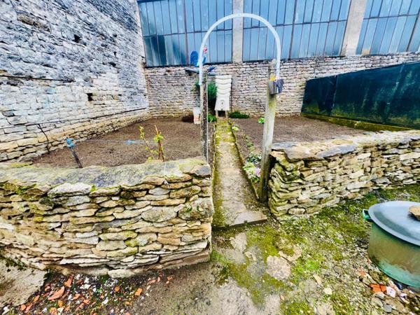 Maison avec fort potentiel , idéal projet de rénovation