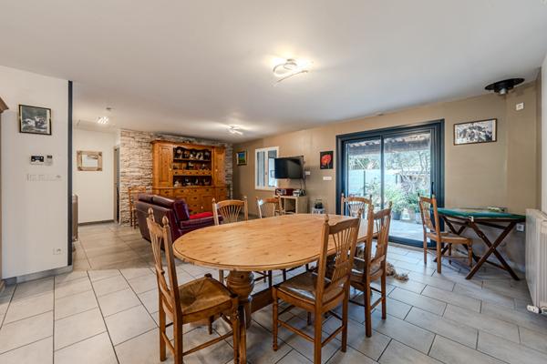 Maison à vendre à Carpentras - 5 pièces avec piscine