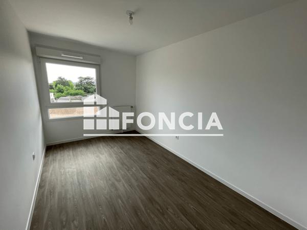 Location Appartement 4 pièces 78 m² - 9 RUE ALFRED CHANGENET Chenove 21300