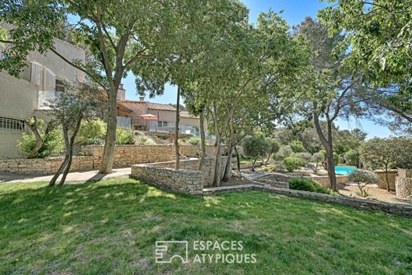 Villa d’exception avec vue, jardin paysagé, piscine, quartier Camplanier