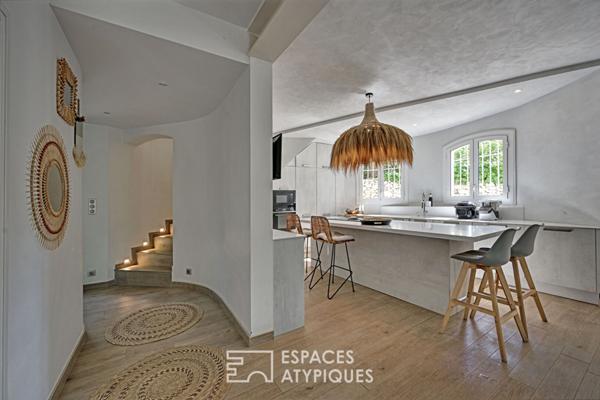 Villa d’exception avec vue, jardin paysagé, piscine, quartier Camplanier