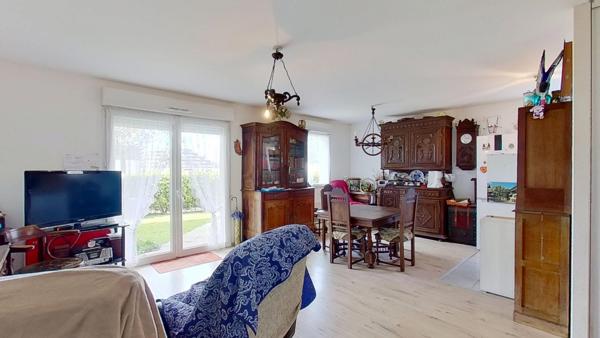 COURSEULLES SUR MER APPARTEMENT A VENDRE EN REZ DE JARDIN