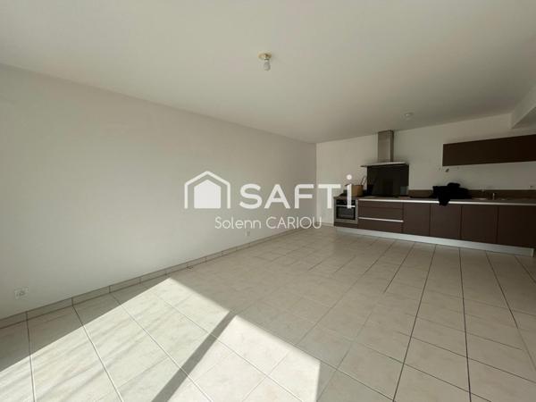 Appartement lumineux avec grand balcon & box fermé – Résidence récente !