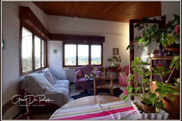 Dpt Aude (11), à vendre LIMOUX maison P6 avec vue panoramique, 5000 m² de terrain et fort potentiel d'investissement